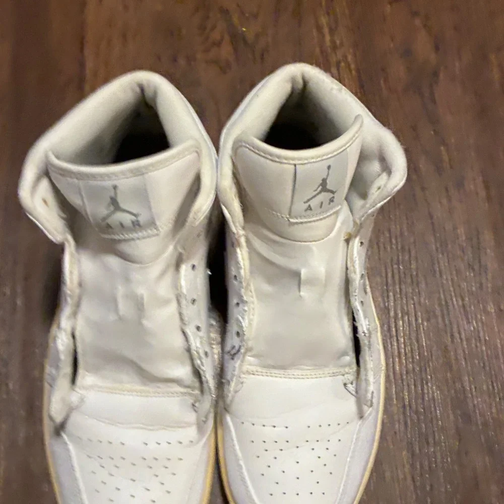 Nike Air Jordan 1 Mid Triple White 554724-100 Sz 11 Custom or Restoration